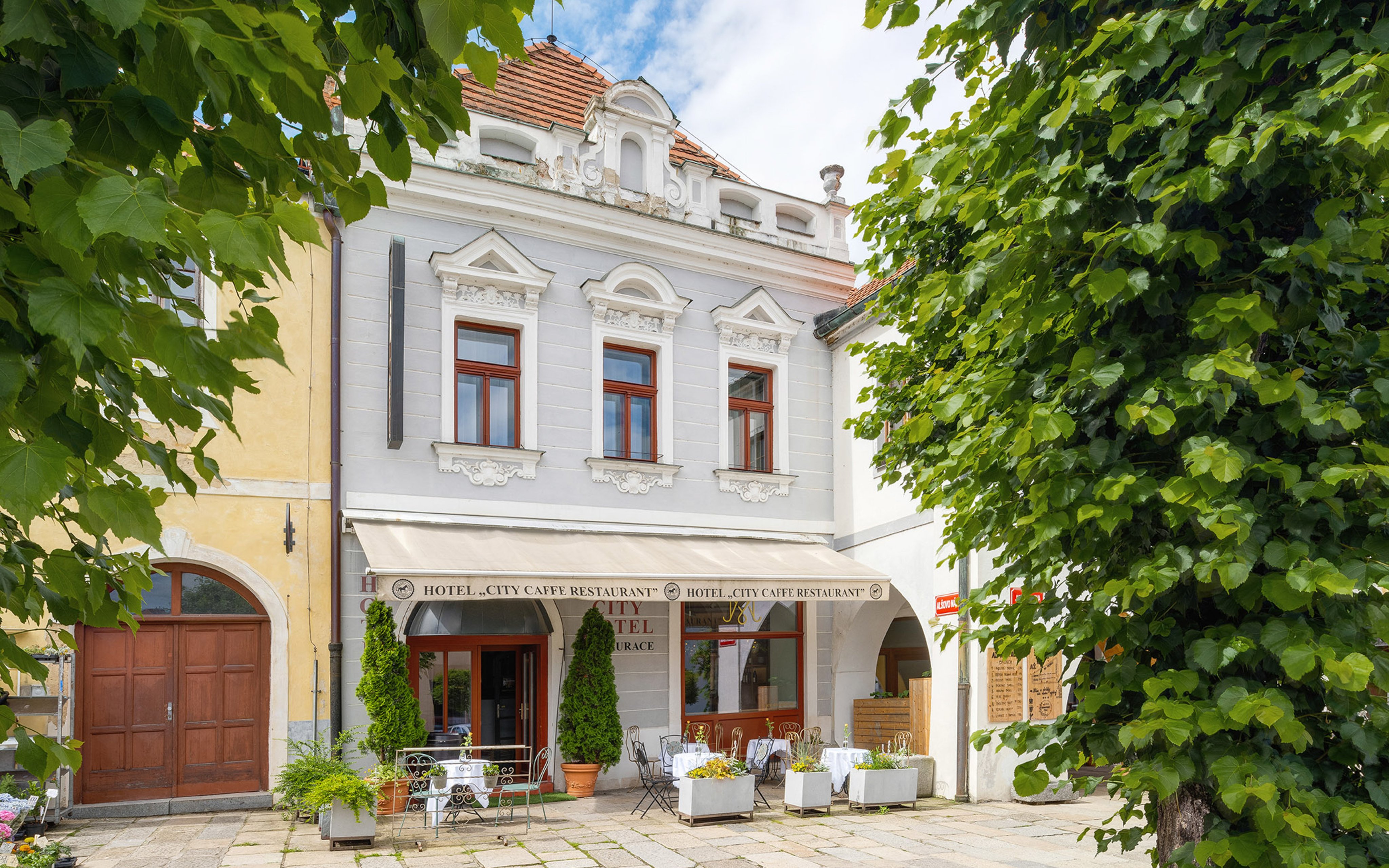 Południowe Czechy: Písek w Hotelu City *** ze śniadaniem w formie bufetu, butelką Prosecco i zniżką na masaż
Południowe Czechy: Písek w Hotelu City *** ze śniadaniem w formie bufetu, butelką Prosecco i zniżką na masaż
