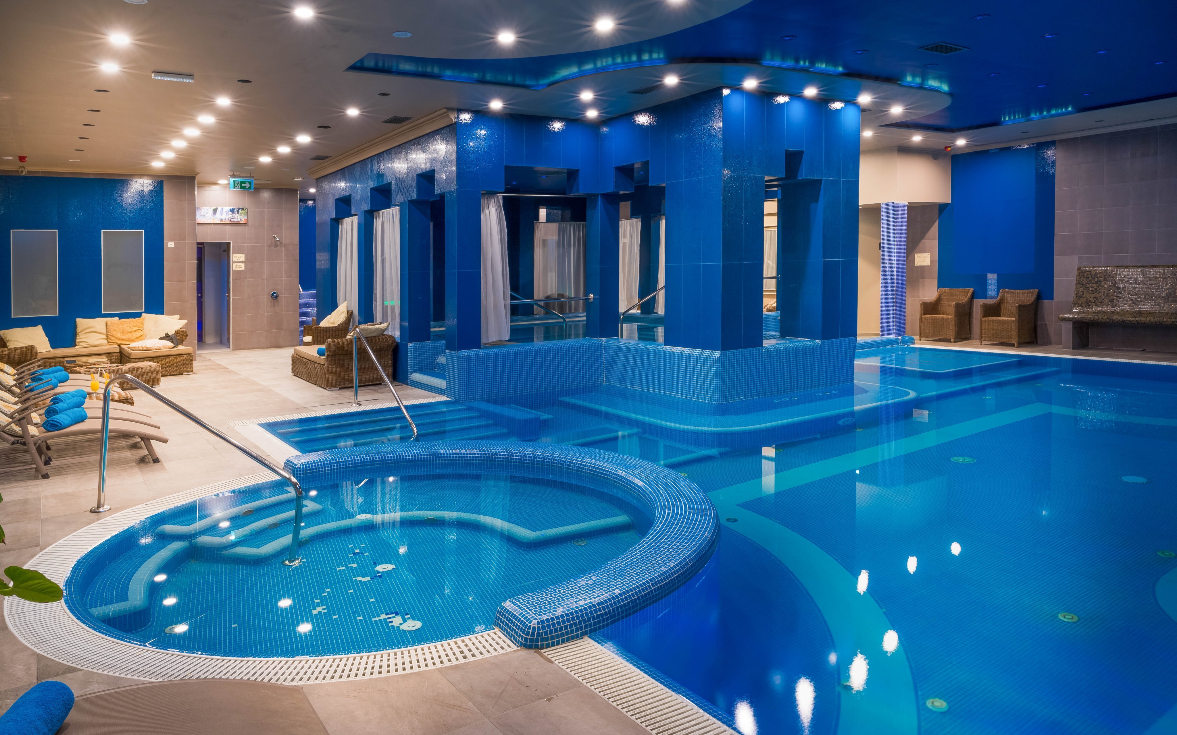 Győr w pobliżu term: Hotel Golden Ball Club **** z wellness (obszar wodny 120 m²) i obiadokolacje
Győr w pobliżu term: Hotel Golden Ball Club **** z wellness (obszar wodny 120 m²) i obiadokolacje