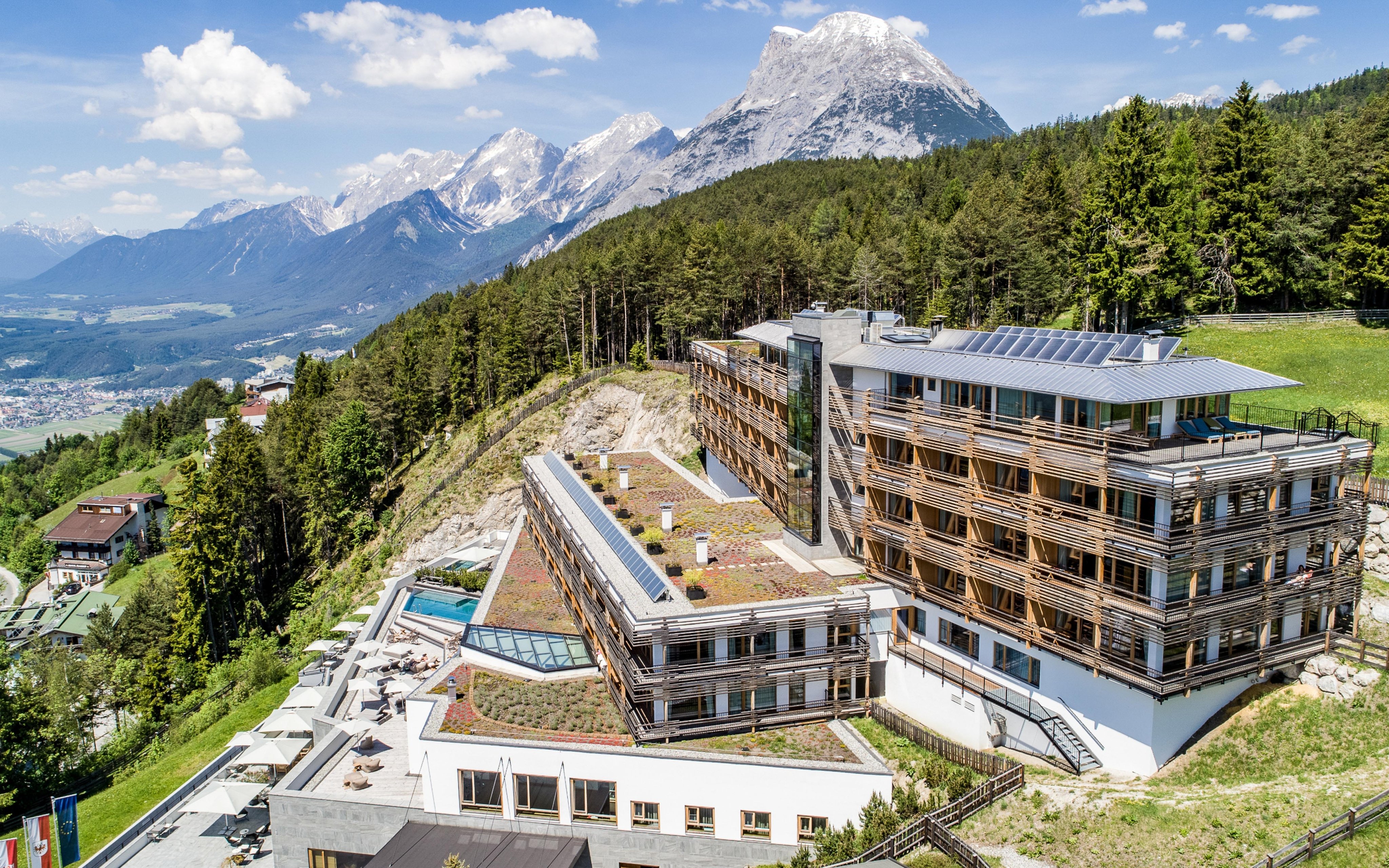 Pobyt wellness w Alpach: Tyrol w NIDUM Casual Luxury Hotel z obiadokolacją + kryty i odkryty basen oraz sauny
Pobyt wellness w Alpach: Tyrol w NIDUM Casual Luxury Hotel z obiadokolacją + kryty i odkryty basen oraz sauny