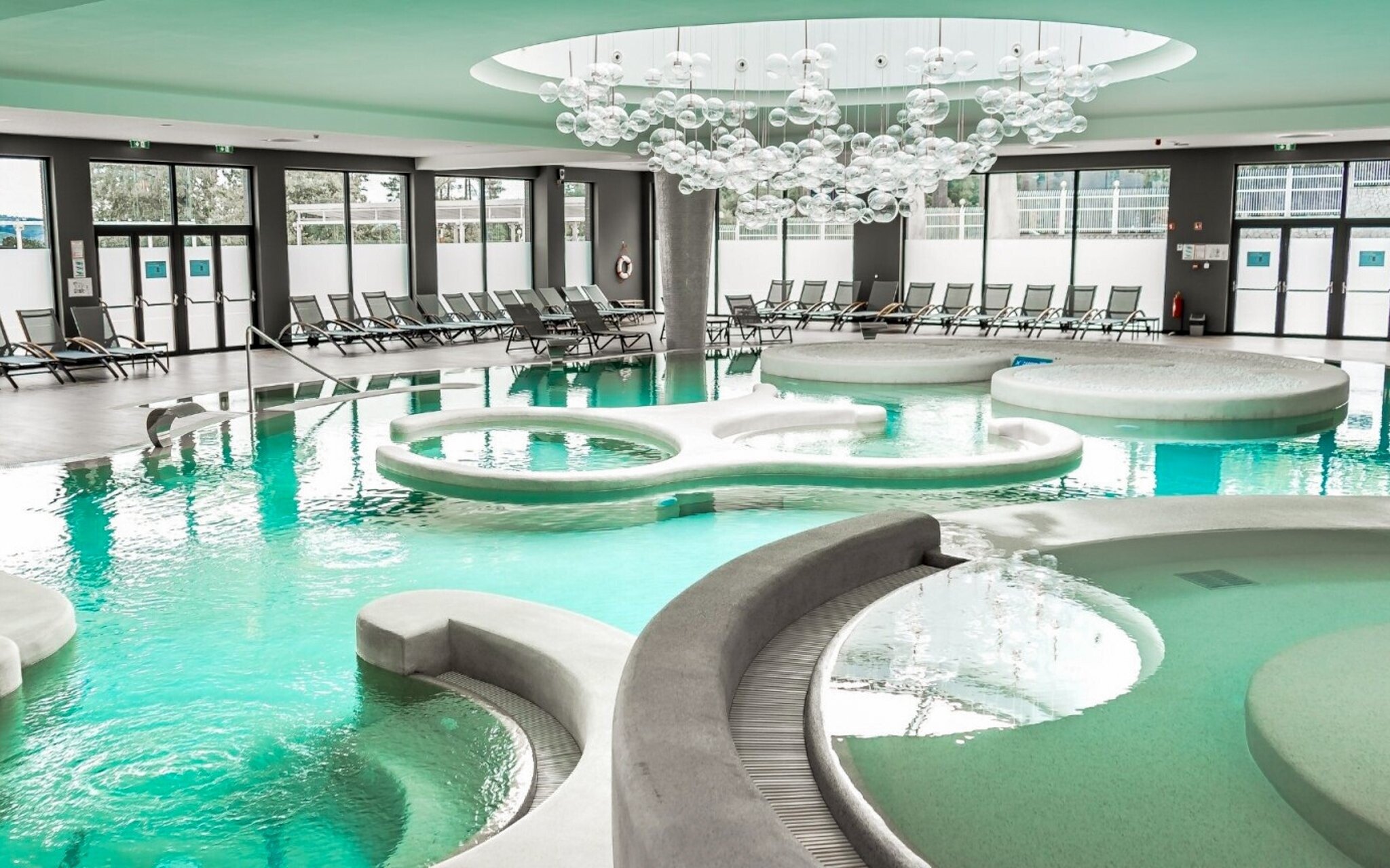 Słowenia koło Mariboru: Pogórze Pohorje w Hotelu Habakuk ****+ z obiadokolacją i wellness (baseny, jacuzzi)
Słowenia koło Mariboru: Pogórze Pohorje w Hotelu Habakuk ****+ z obiadokolacją i wellness (baseny, jacuzzi)