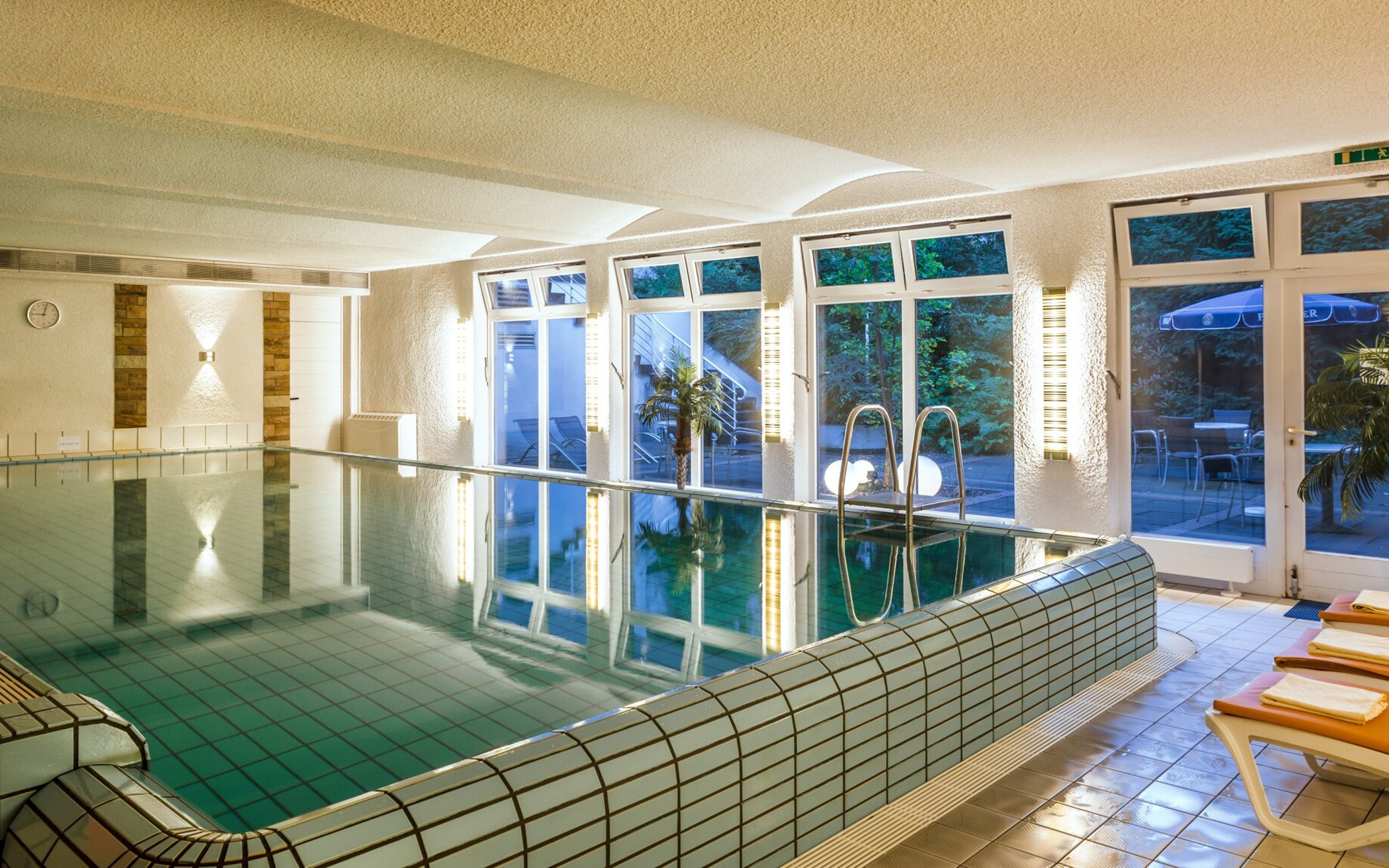 Niemieckie klimatyczne łaźnie w Parkhotel Nümbrecht **** ze śniadaniem, wellness (basen i sauna) i fitness
Niemieckie klimatyczne łaźnie w Parkhotel Nümbrecht **** ze śniadaniem, wellness (basen i sauna) i fitness