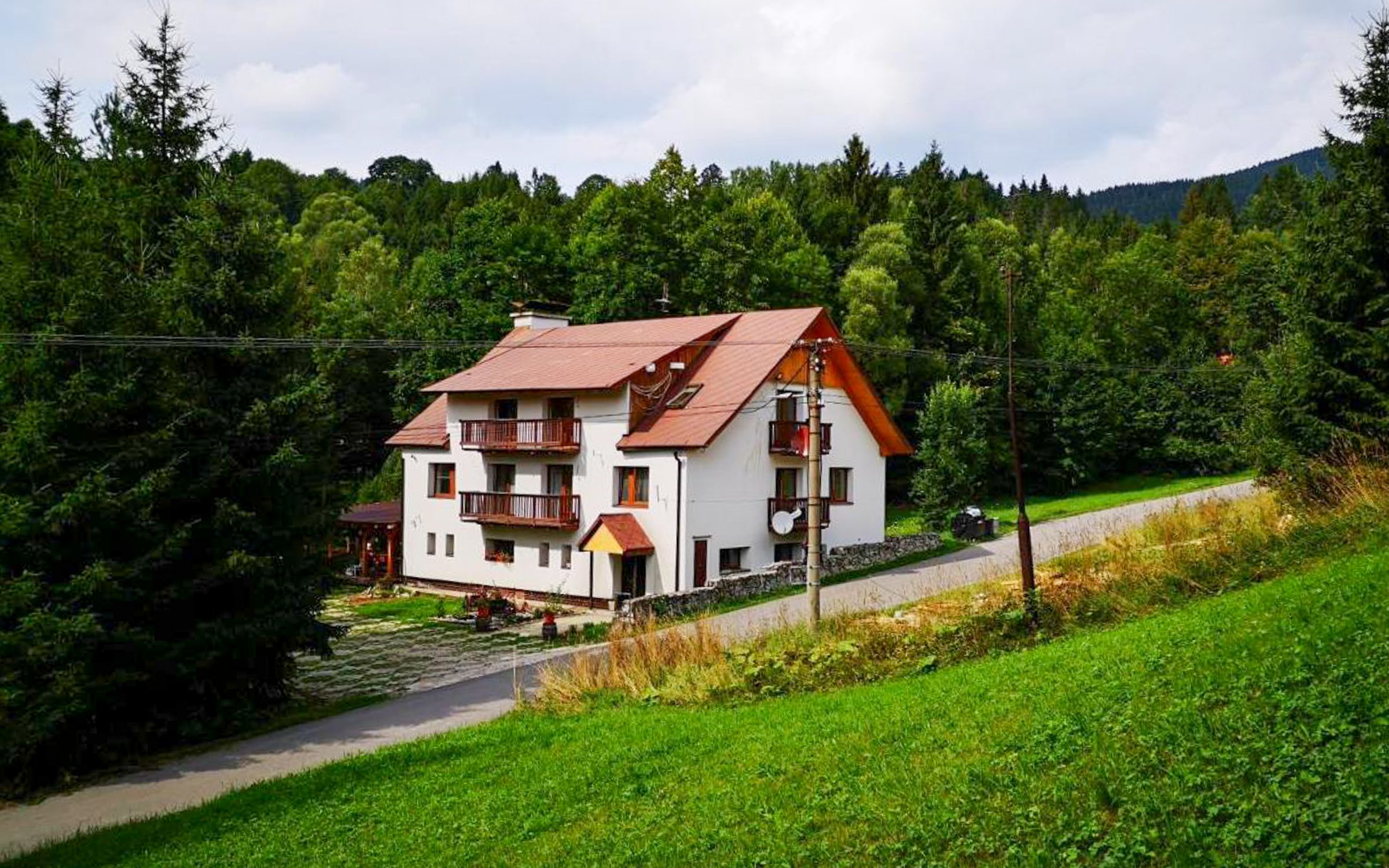 Łańcuch górski Mała Fatra: Orawa w górskim Penzion Zázrifka ze śniadaniem w formie bufetu + ekspres do kawy
Łańcuch górski Mała Fatra: Orawa w górskim Penzion Zázrifka ze śniadaniem w formie bufetu + ekspres do kawy