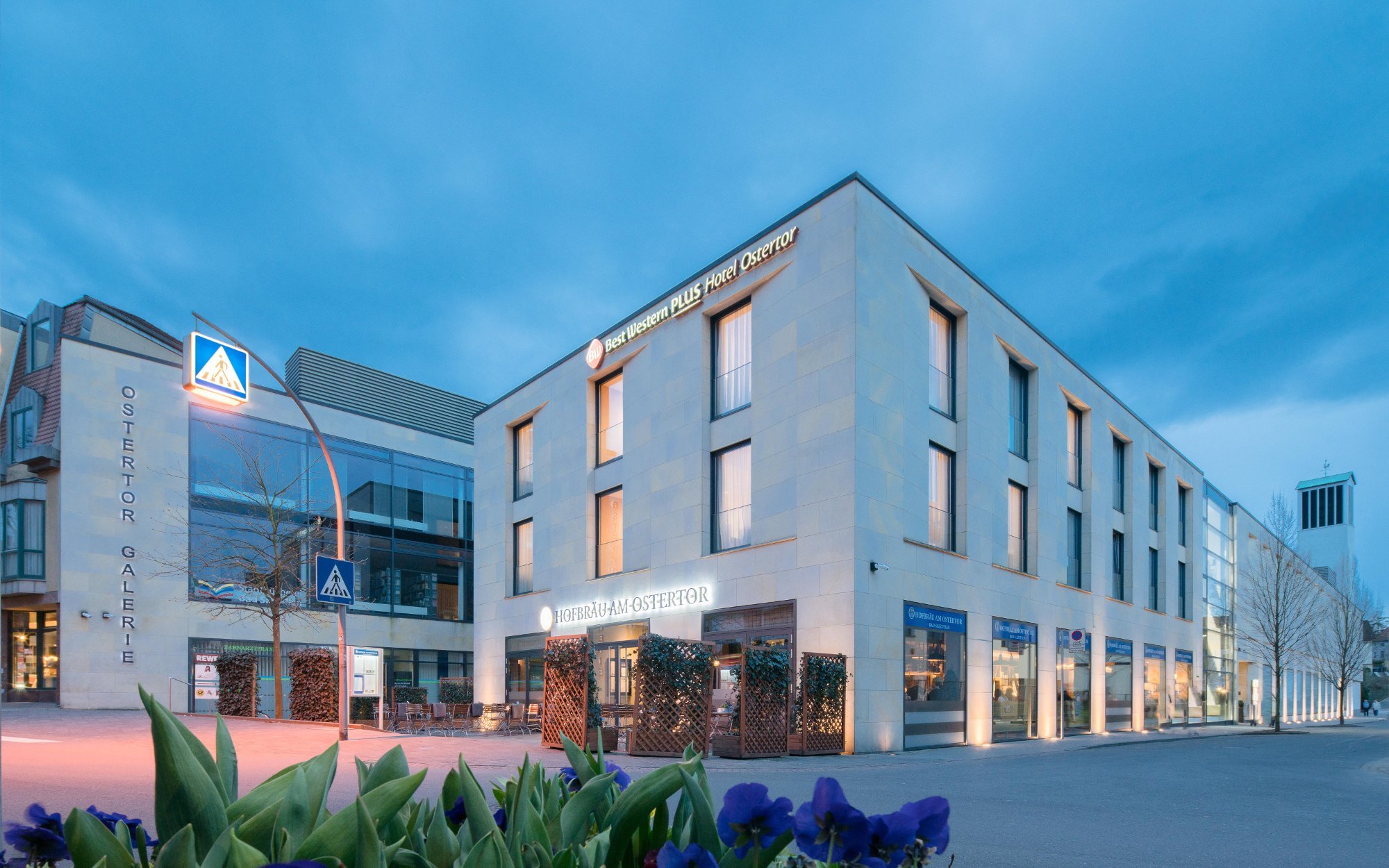 Niemieckie łaźnie Bad Salzuflen: wakacje w 4* Best Western Plus Hotel Ostertor ze śniadaniem w formie bufetu
Niemieckie łaźnie Bad Salzuflen: wakacje w 4* Best Western Plus Hotel Ostertor ze śniadaniem w formie bufetu