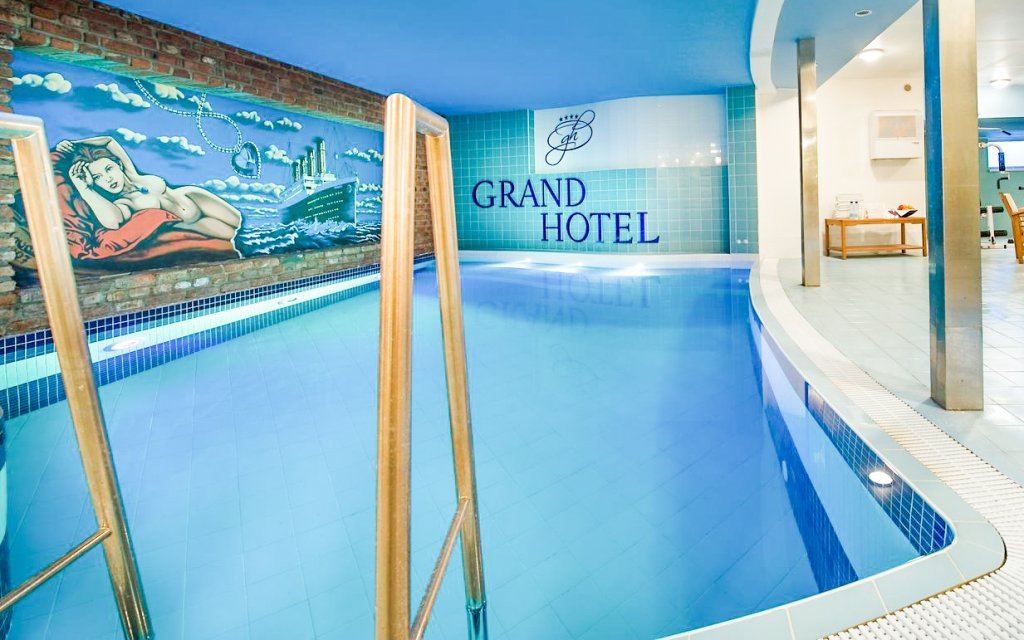 Třebíč: Pobyt w centrum miasta w Grand Hotelu *** z obiadokolacją i nielimitowanym dostępem do basenu
Třebíč: Pobyt w centrum miasta w Grand Hotelu *** z obiadokolacją i nielimitowanym dostępem do basenu