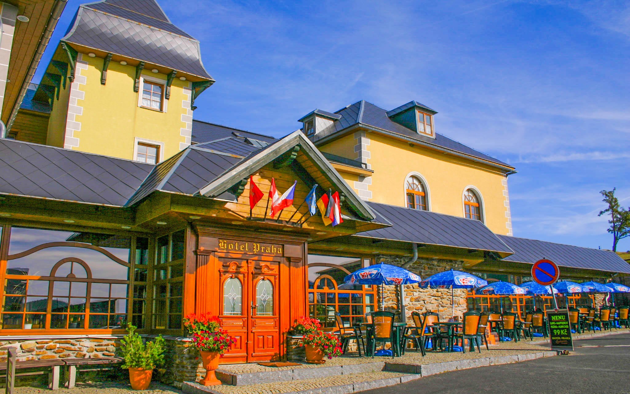 Rudawy w Hotelu Praha *** z obiadokolacją, sauną i nieograniczonym dostępem do basenu i jacuzzi + muzyka
Rudawy w Hotelu Praha *** z obiadokolacją, sauną i nieograniczonym dostępem do basenu i jacuzzi + muzyka