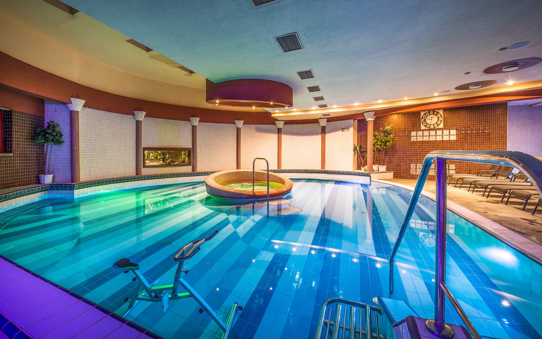 Dunajská Streda: Hotel Therma **** z obiadokolacją, światem basenów i wellness + dzieci do lat 11 gratis
Dunajská Streda: Hotel Therma **** z obiadokolacją, światem basenów i wellness + dzieci do lat 11 gratis