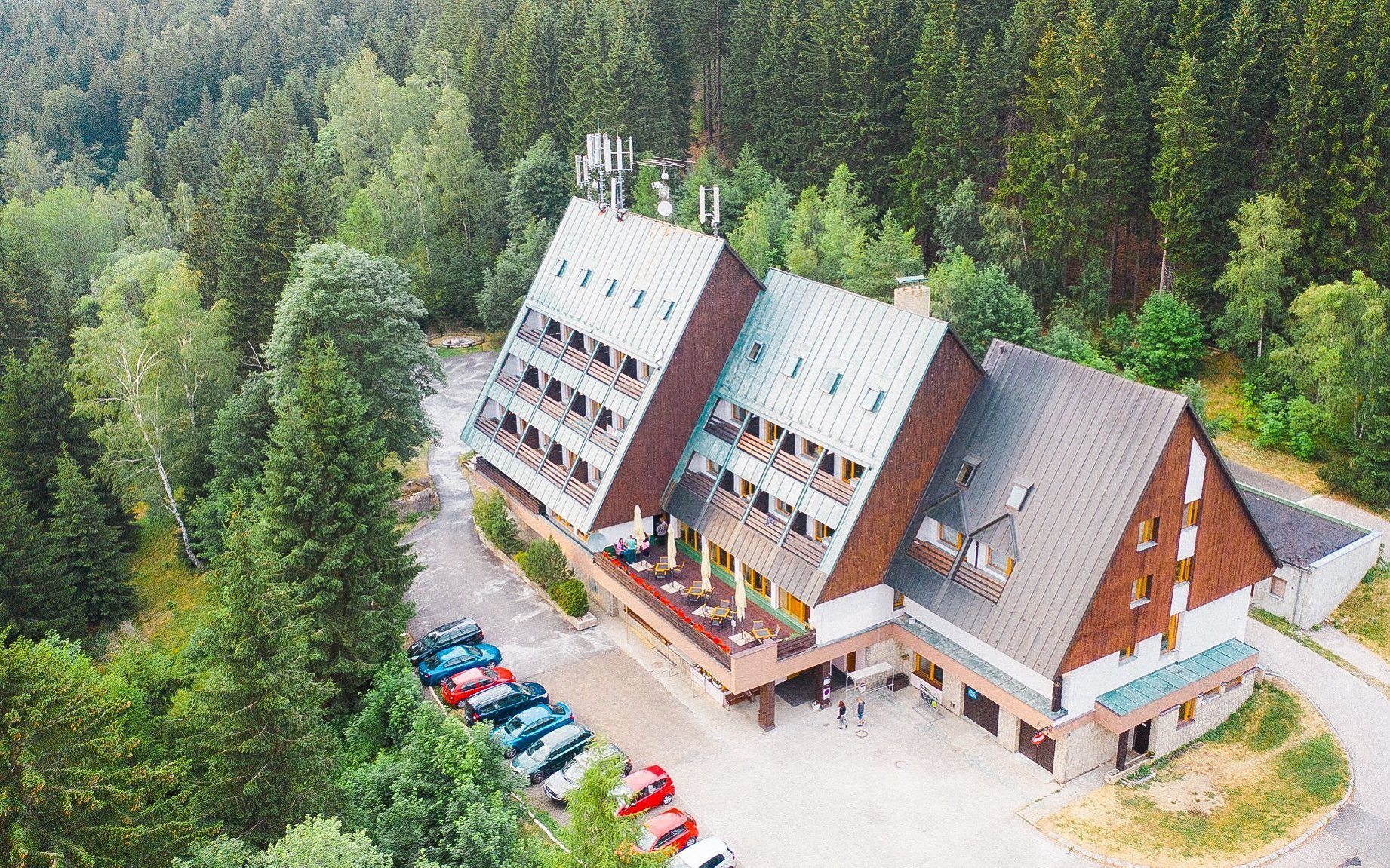 Karkonosze: Urlop w Parkhotel Harrachov *** z obiadokolacją + piwo i wino do kolacji
Karkonosze: Urlop w Parkhotel Harrachov *** z obiadokolacją + piwo i wino do kolacji