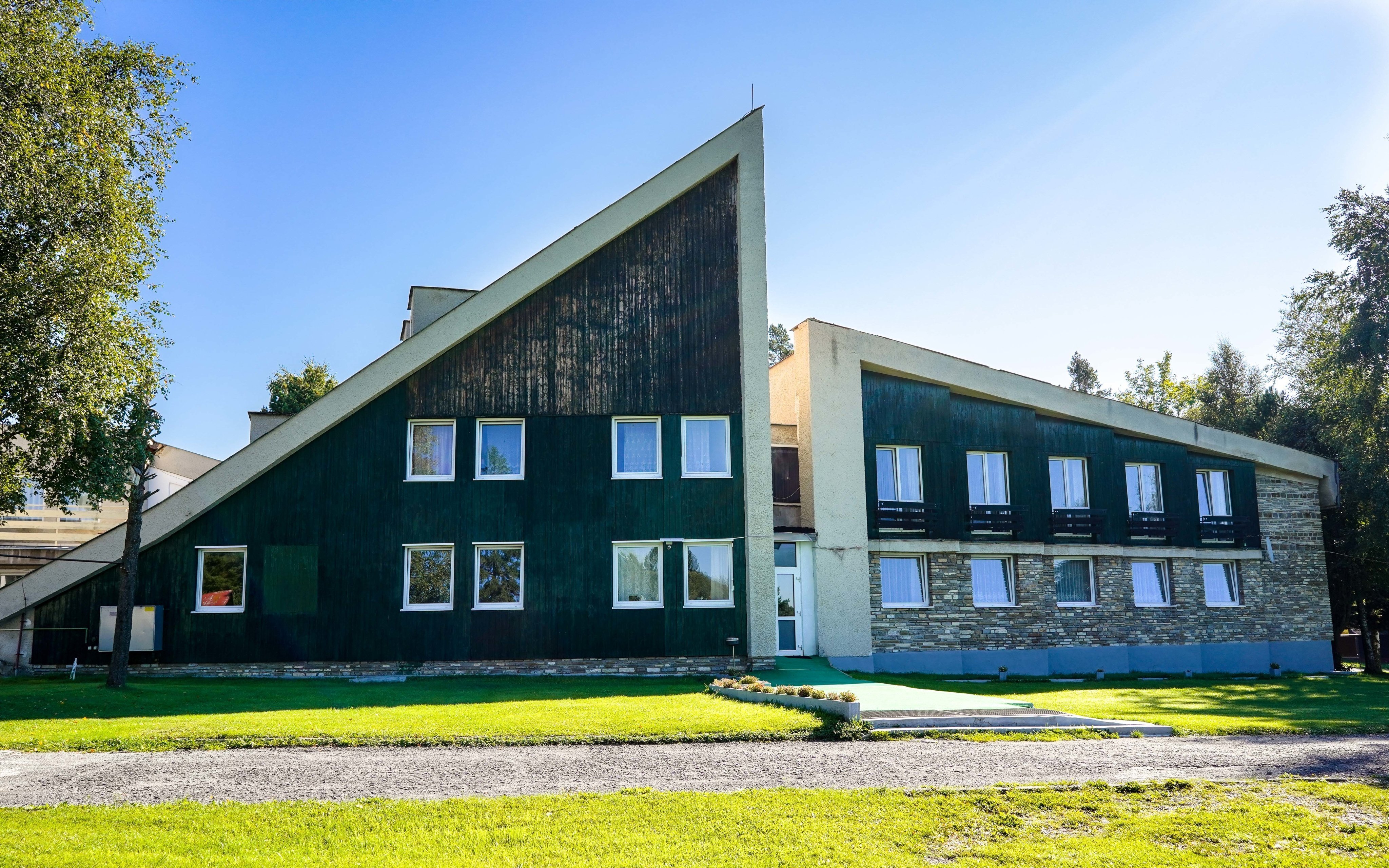 Tatry Wysokie u Łomnickiego szczytu w Hotelu Tatranec z obiadokolacją, sauną i zniżką do AquaCity Poprad
Tatry Wysokie u Łomnickiego szczytu w Hotelu Tatranec z obiadokolacją, sauną i zniżką do AquaCity Poprad