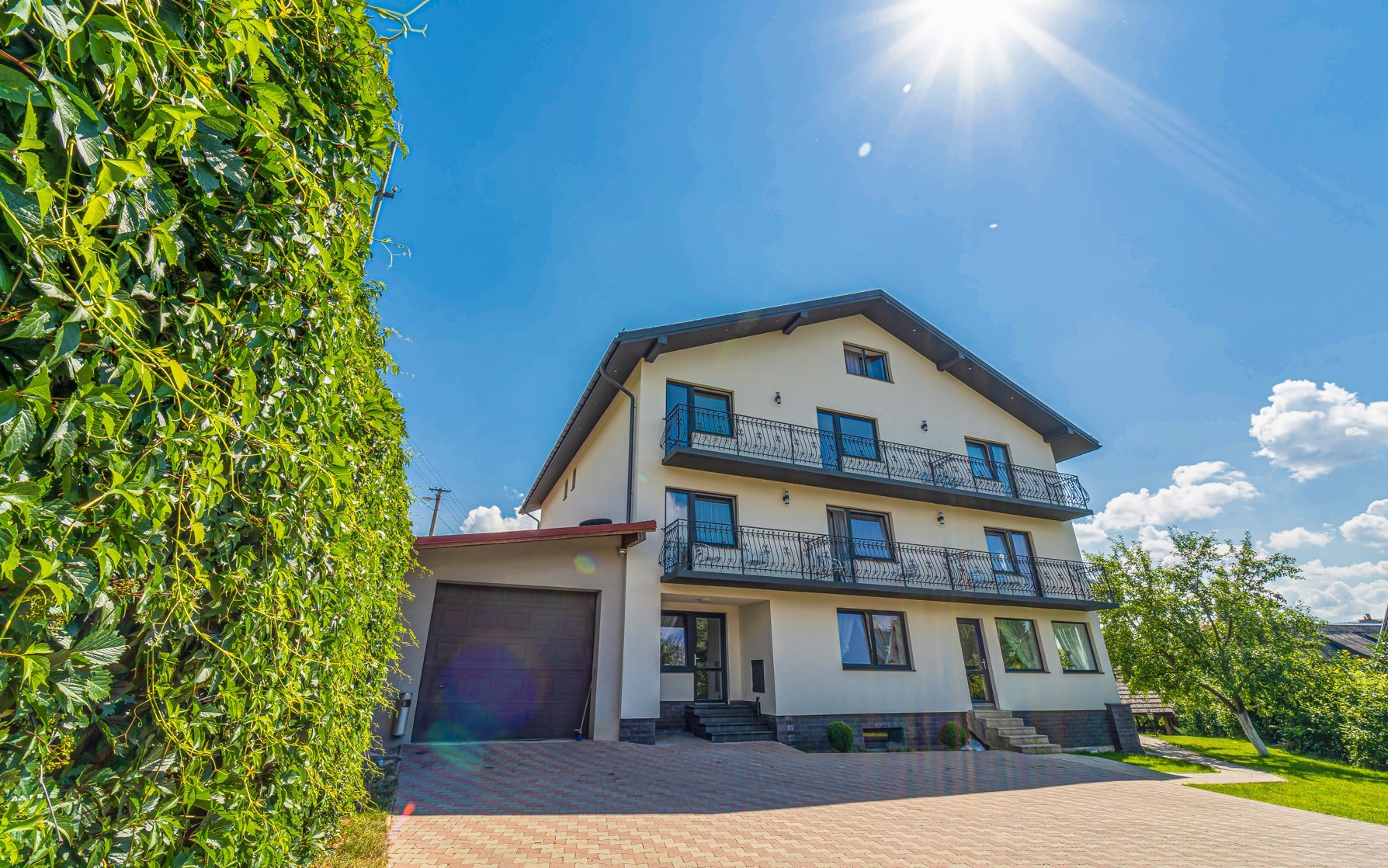 Pobyt w Tatrach Wysokich w Pensjonacie Čikovský ze śniadaniem i zniżką do centrum wellness i aquaparku
Pobyt w Tatrach Wysokich w Pensjonacie Čikovský ze śniadaniem i zniżką do centrum wellness i aquaparku