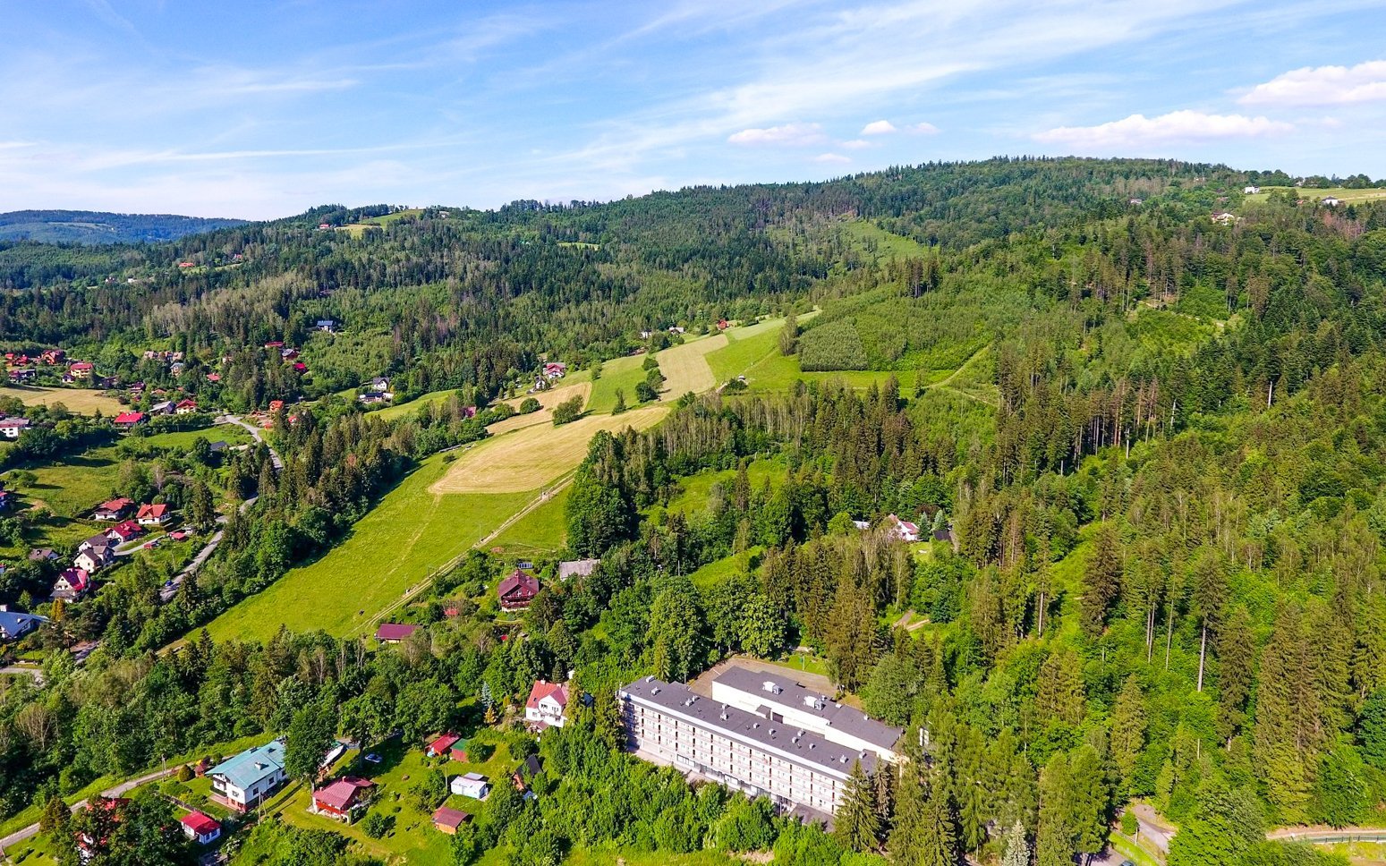 Beskidy: Wisla w Hotelu Pod Jedlami *** z obiadokolacją, sauną i fitness + strefa rozrywki
Beskidy: Wisla w Hotelu Pod Jedlami *** z obiadokolacją, sauną i fitness + strefa rozrywki