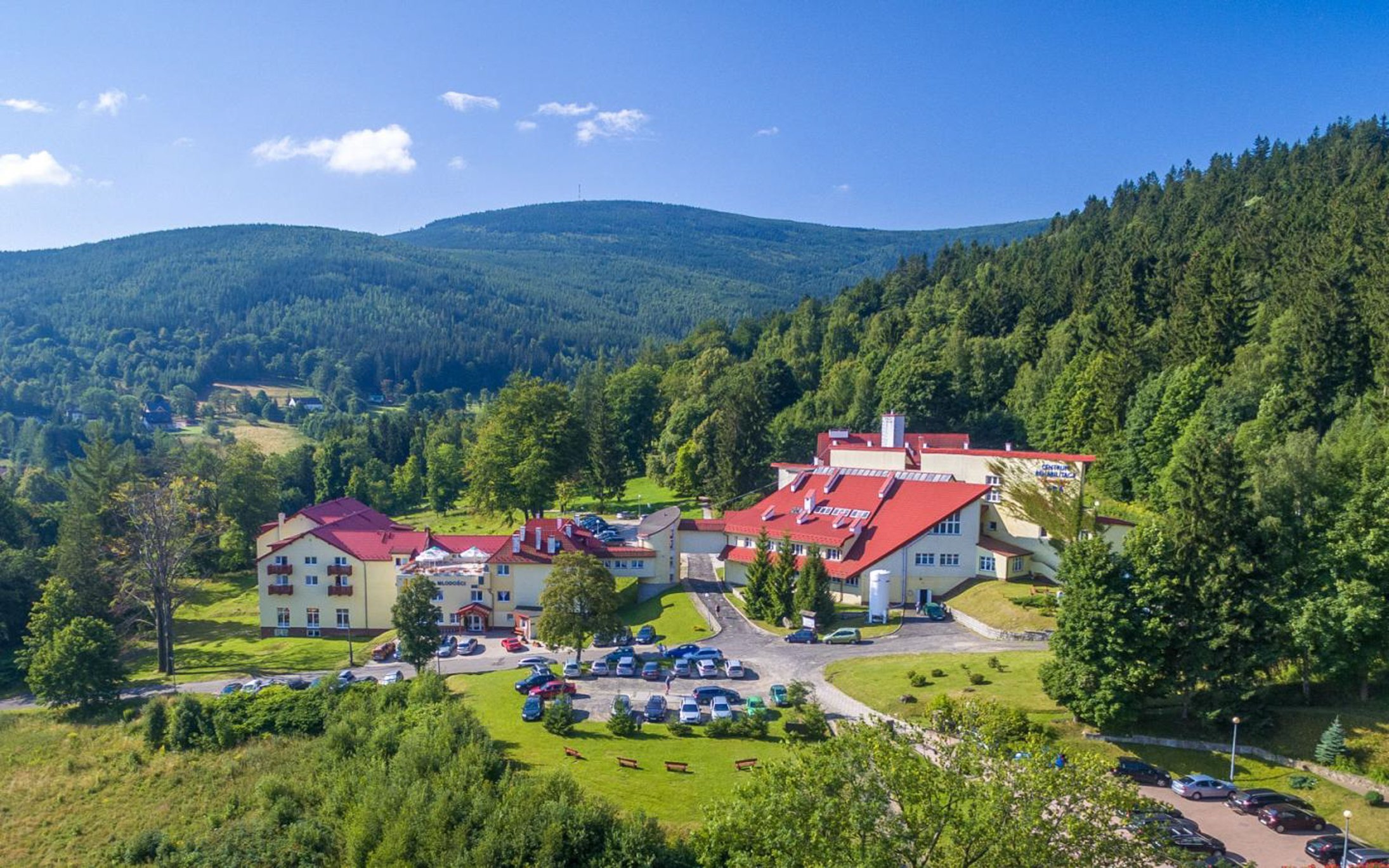Góry Izerskie w Klinice Młodości Resort z obiadokolacją i nielimitowanym centrum wellness
Góry Izerskie w Klinice Młodości Resort z obiadokolacją i nielimitowanym centrum wellness