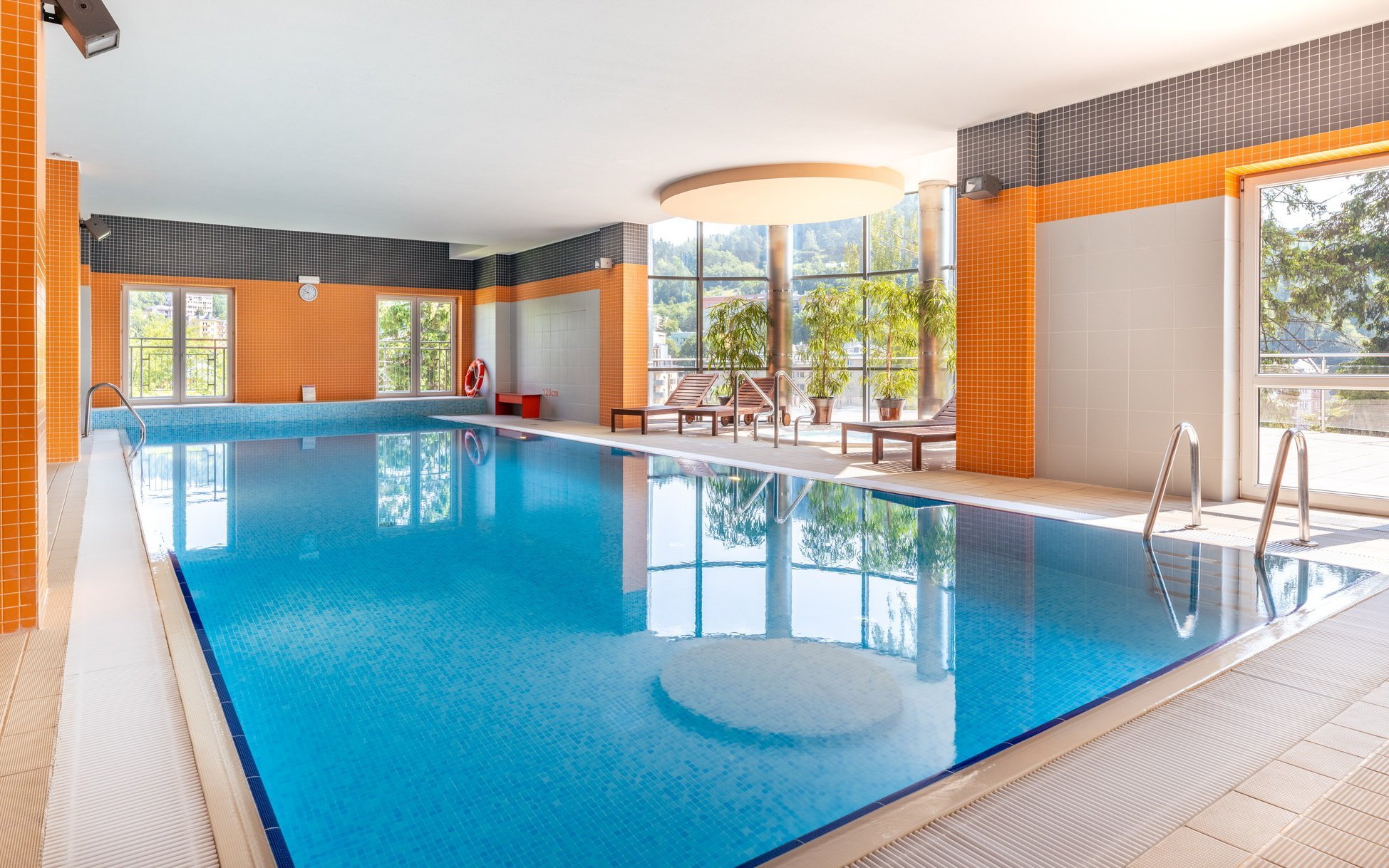 Uzdrowisko Krynica-Zdrój: Hotel Krynica **** z obiadokolacją, wellness i atrakcjami dla dzieci i dorosłych
Uzdrowisko Krynica-Zdrój: Hotel Krynica **** z obiadokolacją, wellness i atrakcjami dla dzieci i dorosłych