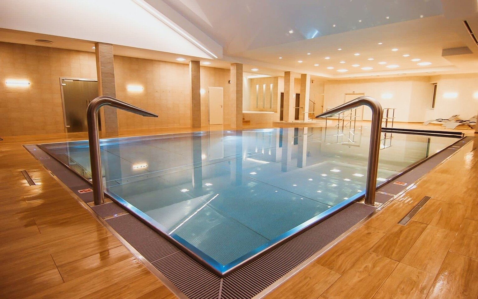 Romantycznie w OChK Slavkovský las w pobliżu Karlowych Warów w Hotelu U Zámečku *** z wellness i obiadokolacją
Romantycznie w OChK Slavkovský las w pobliżu Karlowych Warów w Hotelu U Zámečku *** z wellness i obiadokolacją