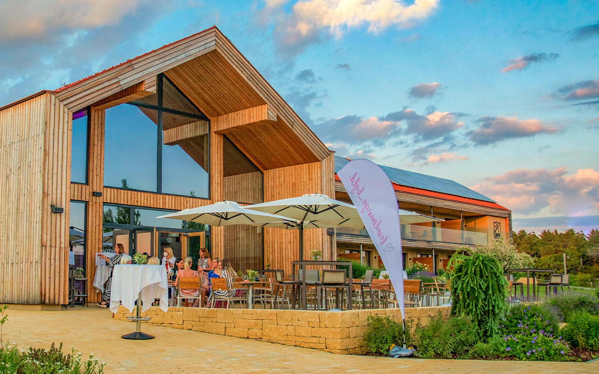 Austria blisko Alp i Niziny Panońskiej: JUFA Hotel Neutal *** z obiadokolacją i wellness + zajęcia dla dzieci
Austria blisko Alp i Niziny Panońskiej: JUFA Hotel Neutal *** z obiadokolacją i wellness + zajęcia dla dzieci