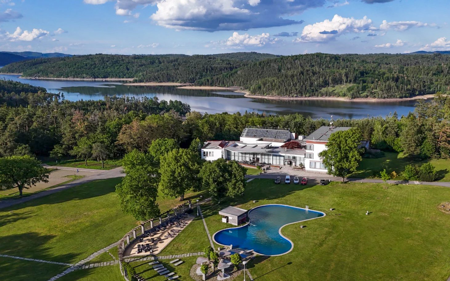 Południowe Czechy nad brzegiem Zapory Orlice w Hotelu Orlík **** z obiadokolacją, wellness i fitness
Południowe Czechy nad brzegiem Zapory Orlice w Hotelu Orlík **** z obiadokolacją, wellness i fitness