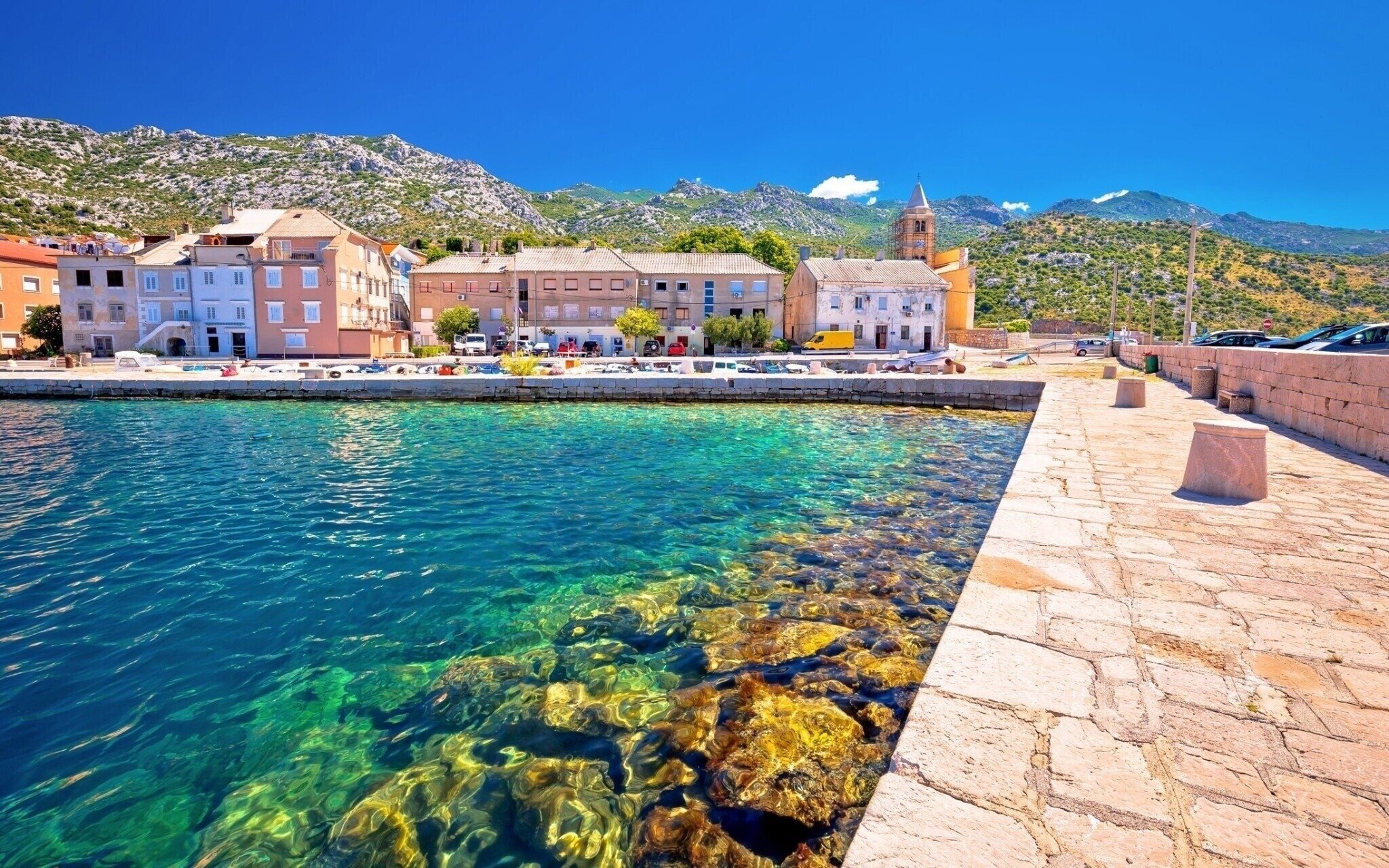 Karlobag Resort zaledwie 60 m od morza w Apartamentach Gogi dla maksymalnie 6 osób z klimatyzacją i tarasem
Karlobag Resort zaledwie 60 m od morza w Apartamentach Gogi dla maksymalnie 6 osób z klimatyzacją i tarasem