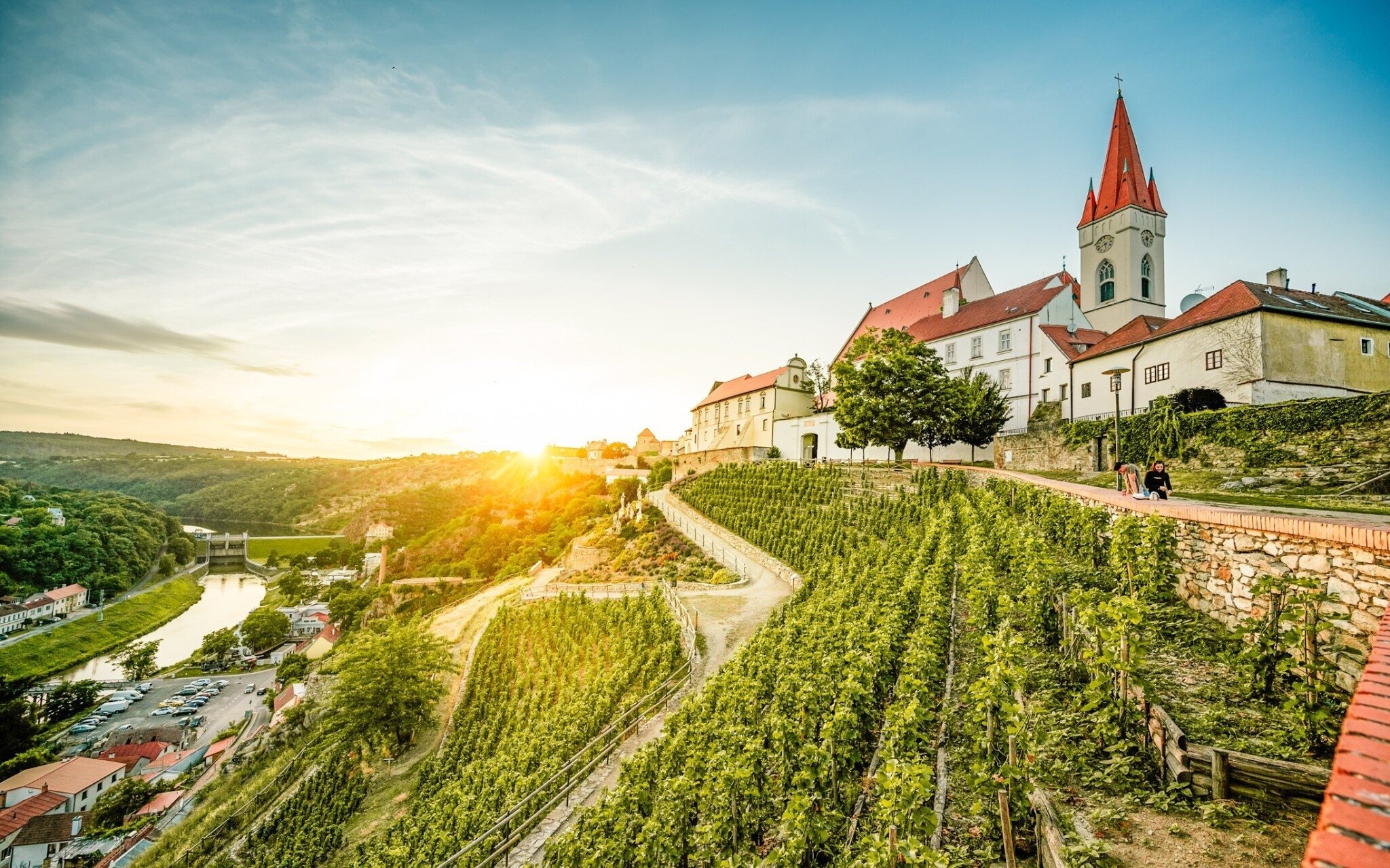 Znojmo w pobliżu Parku Narodowego Podyjí w Pensjonacie Blanka z obiadokolacją, butelką wina i zestaw zniżek
Znojmo w pobliżu Parku Narodowego Podyjí w Pensjonacie Blanka z obiadokolacją, butelką wina i zestaw zniżek
