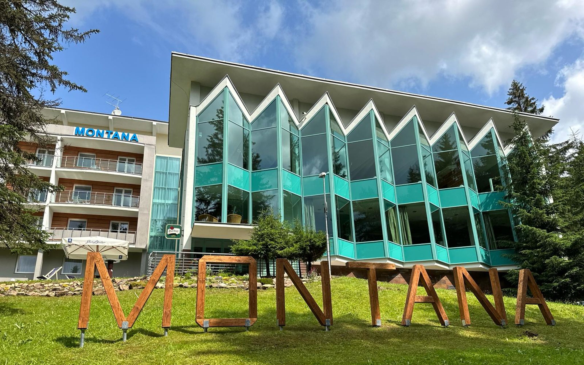 Špindlerův Mlýn w Interhotel Montana *** z obiadokolacją, wellness i wstęp do Wodnego raju, przekąski i zniżki
Špindlerův Mlýn w Interhotel Montana *** z obiadokolacją, wellness i wstęp do Wodnego raju, przekąski i zniżki