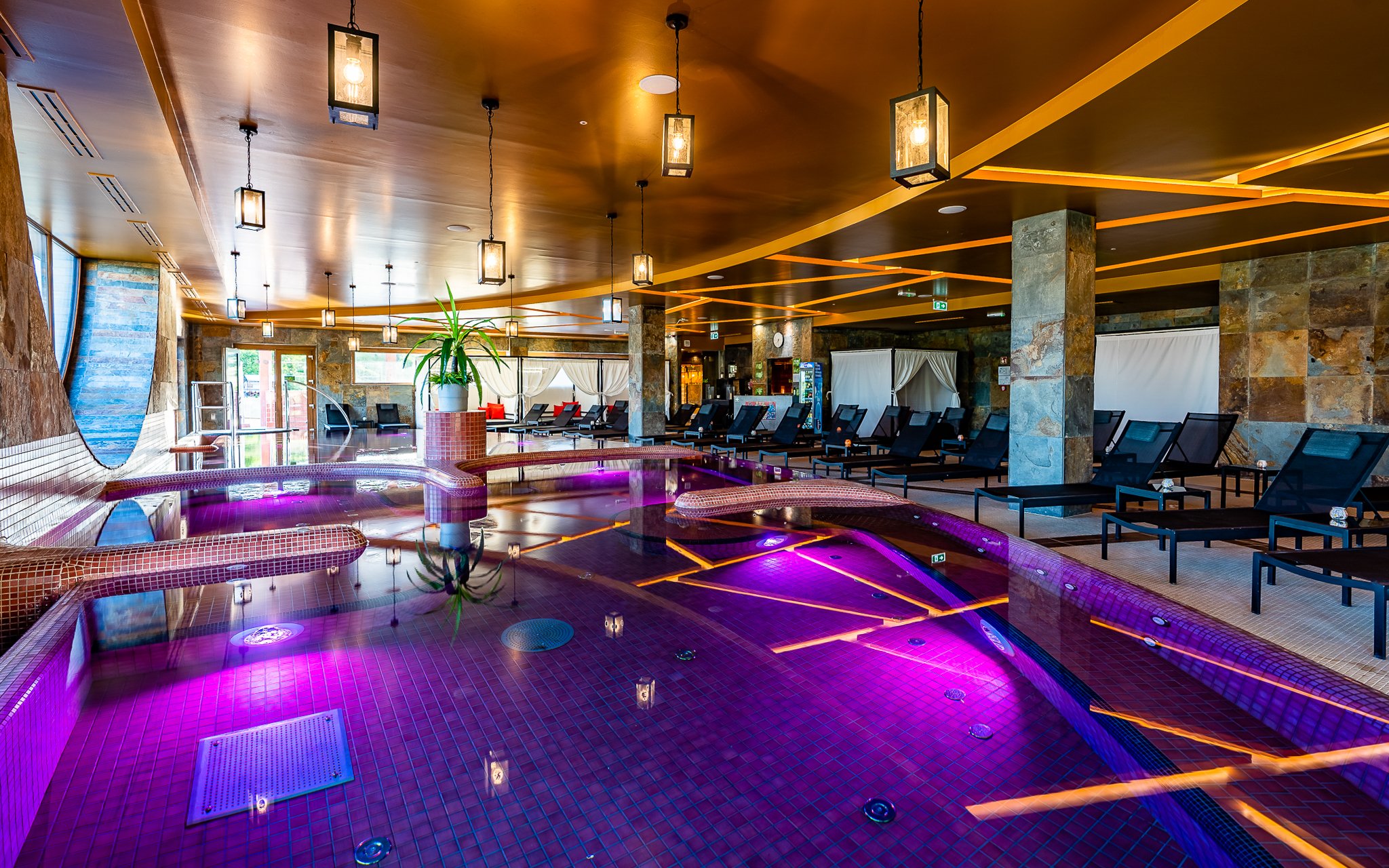 Luksusowy relaks w Egerze: Allure Healthy Hotel & Spa **** z obiadokolacją i termalnym centrum wellness
Luksusowy relaks w Egerze: Allure Healthy Hotel & Spa **** z obiadokolacją i termalnym centrum wellness