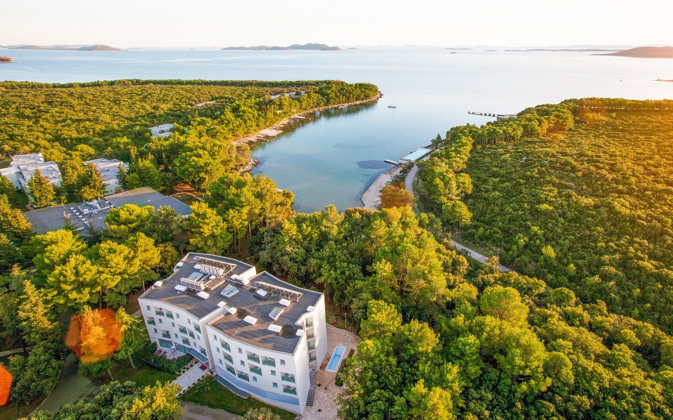 Biograd na Moru w Crvena Luka Resort **** z prywatną plażą, basenami, wellness + centrum fitness i animacje
Biograd na Moru w Crvena Luka Resort **** z prywatną plażą, basenami, wellness + centrum fitness i animacje