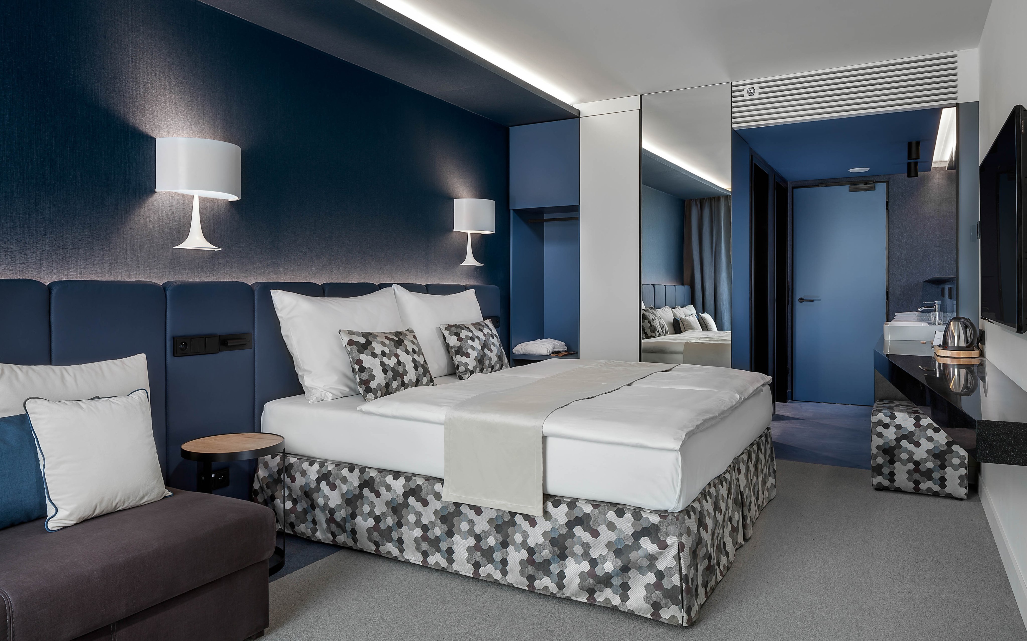 Praga w samym centrum: Luksusowy 5* Hotel Urban Creme z winem, wcześniejszym przyjazdem/późnym wyjazdem
Praga w samym centrum: Luksusowy 5* Hotel Urban Creme z winem, wcześniejszym przyjazdem/późnym wyjazdem