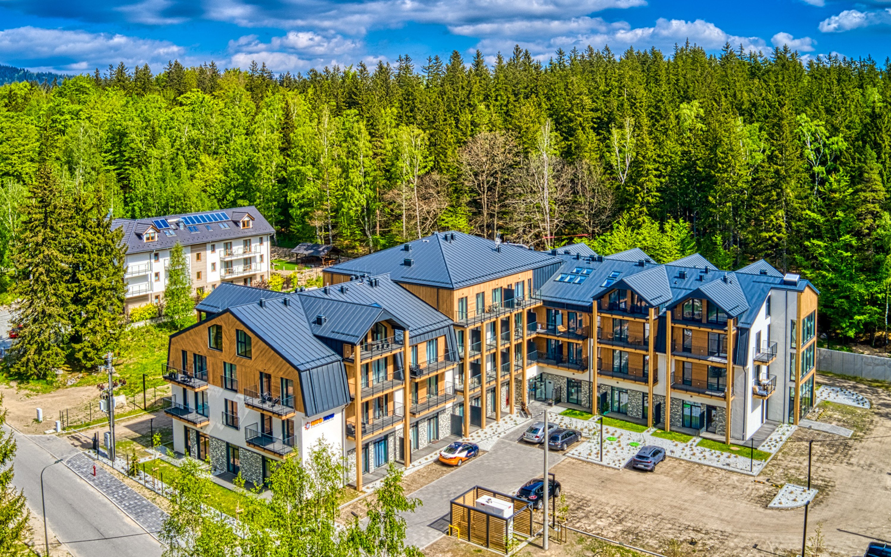 Ferie w Karkonoszach: Szklarska Poręba w apartamencie Sun & Snow Ostoja Parku Narodowego + sauna i pokój gier
Ferie w Karkonoszach: Szklarska Poręba w apartamencie Sun & Snow Ostoja Parku Narodowego + sauna i pokój gier
