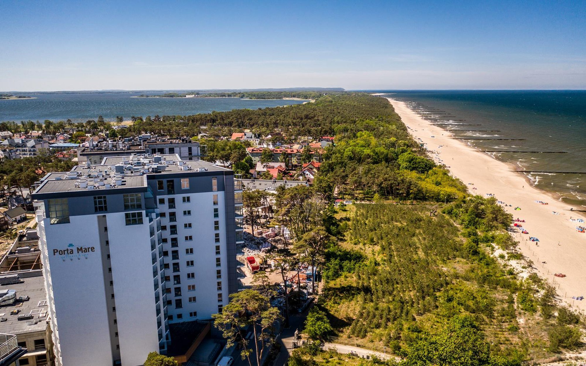 Wakacje nad Morzem Bałtyckim w Porta Mare Active & Spa Resort *** z obiadokolacją i welcome drink + deser
Wakacje nad Morzem Bałtyckim w Porta Mare Active & Spa Resort *** z obiadokolacją i welcome drink + deser
