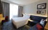 Elegancko urządzone pokoje, Hampton by Hilton Olsztyn ***