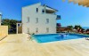 Basen, Apartamenty Royal Pool ****, Novalja, Pag