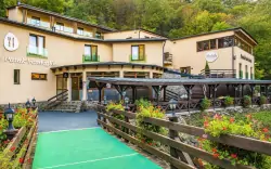 Pobyt w przyrodzie blisko miasta Wyszehrad w Hotelu Patak Park z wellness (jacuzzi, 2 sauny) i obiadokolacje