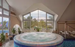 Pobyt 450 m od Balatonu: Kristály Hotel Keszthely **** z obiadokolacją + wellness i zniżki na procedury