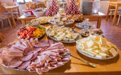 Restauracja, Pensjonat Sněžná, Szumawa