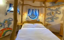 Chata Nebe-peklo, Bajkowa wioska Podlesíčko