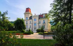 Hotel w parku, kompleks Spa Resort Bristol Royal ****, Karlowe Wary, Czechy
