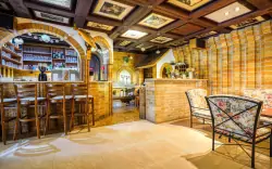 Restauracja, Penzion Benátky ***, Pieszczany