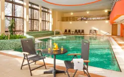 Mariańskie Łaźnie: Luksus w Chateau Monty Spa Resort **** z łaźniami rzymskimi, 16 zabiegów i obiadokolacje