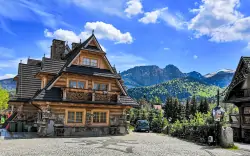 Polskie Tatry: Zakopane w drewnianej Willi Tatrzański Zomecek *** ze śniadaniem + kąpiel w beczce 