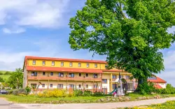 OChK Białe Karpaty: Žítková w pobliżu zabytków w Hotelu Kopanice **** ze śniadaniem/obiadokolacją i wellness