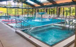 Beskidy w pobliżu Wodnego Świata i szlaków turystycznych w Górskim Hotelu Kyčerka *** z obiadokolacją 