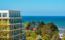 Morze Bałtyckie 500 m od plaży w Król Plaza Spa & Wellness Resort z obiadokolacją i basenem + 3 sauny