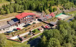Rudawy: Jáchymov i Torfowisko Božídar w Pensjonacie H z obiadokolacją + kryty basen, wellness i atrakcje