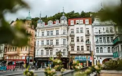 Karlowe Wary nad rzeką i w pobliżu kolumnad: 4* Hotel Esplanade ze śniadaniem + ekspres do kawy w pokoju 