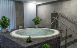Białe Karpaty w Górskim Hotelu Jelenovská *** z obiadokolacją, winem, basenem i i jazda konna lub jacuzzi