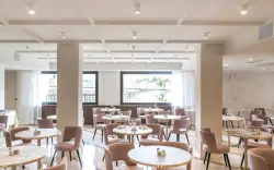 Jasna restauracja, Villa Nicolli Romantic Resort ****, Riva del Garda (TN), Włochy