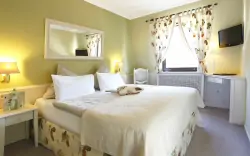 Pokoje, Hotel Blesius Garten ****, Trewir, Niemcy