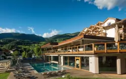 Pobyt dla smakoszy i wellness we włoskim Tyrolu: Green Lake Hotel Weiher ****+ z obiadokolacją, basenem 