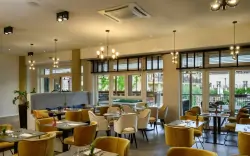 Nowoczesna restauracja, Leonardo Hotel Lago di Garda – Wellness and Spa ****, Lazise (VR)