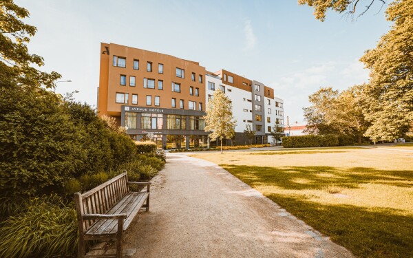 Avenue Pallova 28 ****