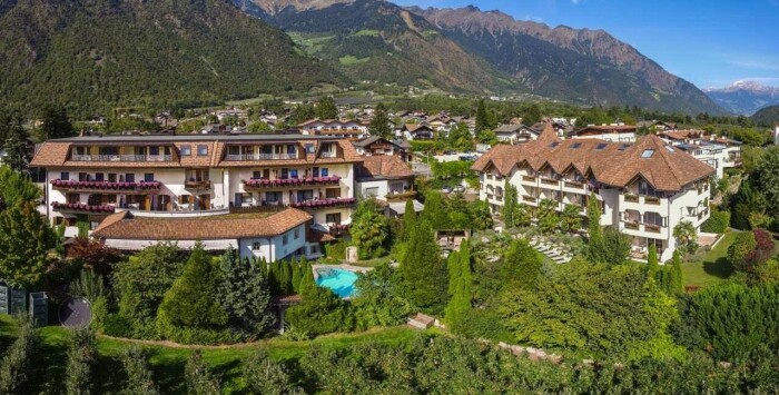 Śródziemnomorska oaza w dolinie Vinschgau: Hotel Rössl ****+ z obiadokolacją, basenem, wellness i programem