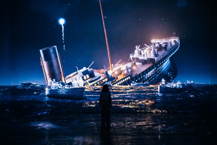 Frankfurt: Wciągająca wystawa The Legend of Titanic z wirtualną rzeczywistością i wciągającymi projekcjami 